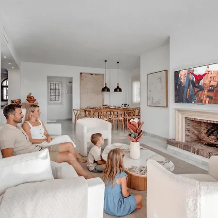 Vacation I Aldea Blanca, Luxury Duplex, Sea View, Walking Distance To Puerto Banus *