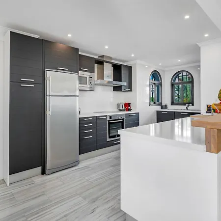 Vacation I Aldea Blanca, Luxury Duplex, Sea View, Walking Distance To Puerto Banus * Marbella