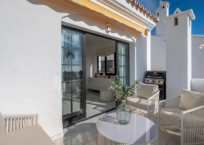 Vacation I Aldea Blanca, Luxury Duplex, Sea View, Walking Distance To Puerto Banus 아파트 마르베야