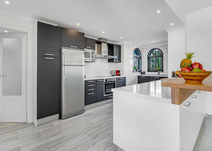 Vacation I Aldea Blanca, Luxury Duplex, Sea View, Walking Distance To Puerto Banus * 마르베야